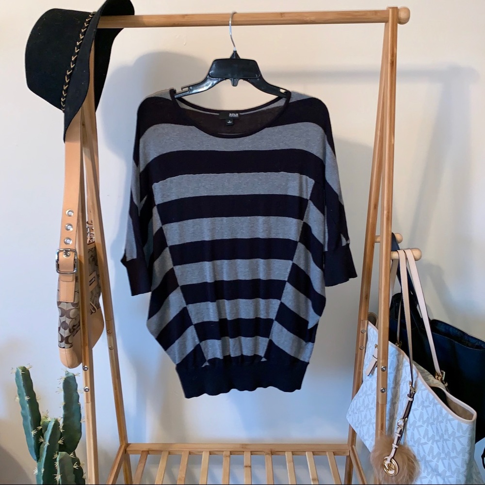 black & gray top🖤